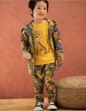 Load image into Gallery viewer, Leo T-shirt