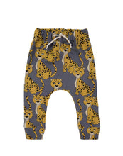 Load image into Gallery viewer, Leo Dark Hoodie