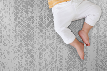 Load image into Gallery viewer, Minimalistic Play Mat – Beige Punch